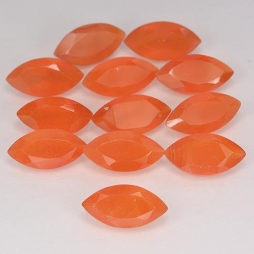 Cornaline Orange marquise facet 8,1 x 4,1mm - Poids moyen 0,5 ct chaque, Cornaline 8,1 x 4,1mm vente à la pièce, couleur : Orange rougeâtre, pureté : Translucide, pierre gemme naturelle Non traité, dureté de Mohs 6.5 à 7 convient aux bijoux de tous les jours, pierre de sagesse, Photo A