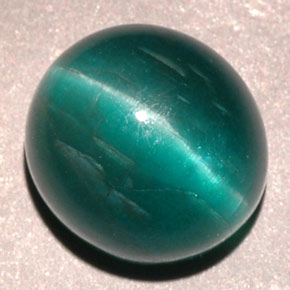 4.82 ct Green Cat's Eye Apatite Gemstone, Cat's Eye Apatite Gem in Oval Cabochon Shape for Sale.