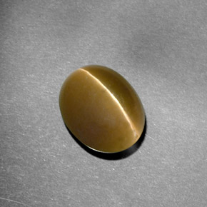 5.72 ct Green Cat's Eye Apatite Gemstone, Cat's Eye Apatite Gem in Oval Cabochon Shape for Sale.