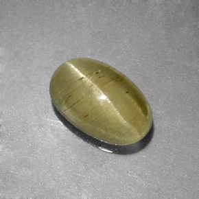 0.96 ct Green Cat's Eye Apatite Gemstone, Cat's Eye Apatite Gem in Oval Cabochon Shape for Sale.