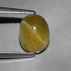 1.44 ct Green Cat's Eye Apatite Stone, Natural Cat's Eye Apatite in Oval Cabochon Shape for Sale