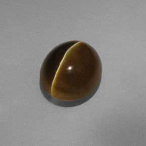 6.36 ct Green Cat's Eye Apatite Gemstone, Cat's Eye Apatite Gem in Oval Cabochon Shape for Sale.