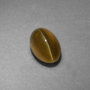3.98 ct Green Cat's Eye Apatite Stone, Natural Cat's Eye Apatite in Oval Cabochon Shape for Sale
