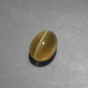 1.72 ct Green Cat's Eye Apatite Gemstone, Cat's Eye Apatite Gem in Oval Cabochon Shape for Sale.