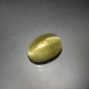 1.88 ct Green Cat's Eye Apatite Stone, Natural Cat's Eye Apatite in Oval Cabochon Shape for Sale
