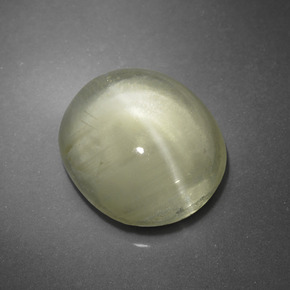 5.09 ct Green Cat's Eye Apatite Gemstone, Cat's Eye Apatite Gem in Oval Cabochon Shape for Sale.