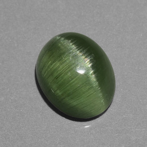 4.66 ct Green Cat's Eye Apatite Stone, Natural Cat's Eye Apatite in Oval Cabochon Shape for Sale