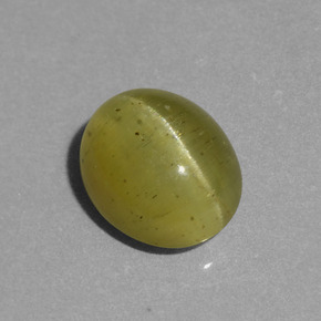 4.65 ct Green Cat's Eye Apatite Stone, Natural Cat's Eye Apatite in Oval Cabochon Shape for Sale