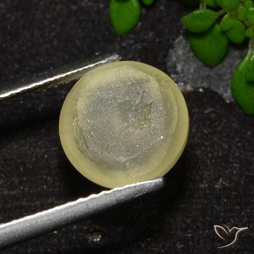 Cat's Eye Apatite Gemstone in 9 mm (calibrated) Size for Sale, Cat's Eye Apatite Stone in Neutral Yellow Color