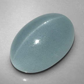 7.22 ct Green Cat's Eye Aquamarine Stone, Natural Cat's Eye Aquamarine in Oval Cabochon Shape for Sale