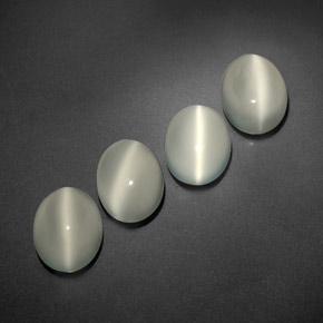 8.69 ct White Cat's Eye Moonstone Stone, Natural Cat's Eye Moonstone in Oval Cabochon Shape for Sale