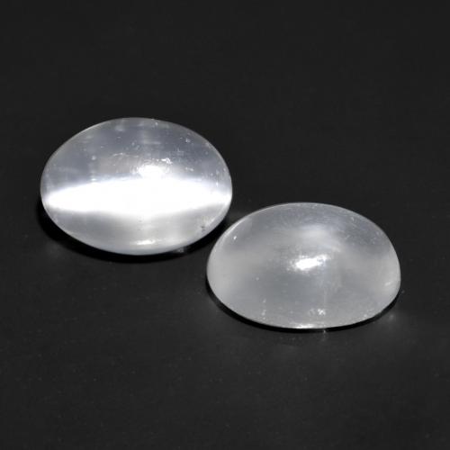White Cat's Eye Moonstone Gem - 0.9ct Oval Cabochon (ID: 557672)