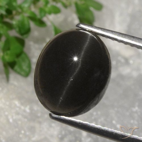 5.07 ct Oval Cat's Eye Scapolite, 11.4 x 9.5 mm From Madagascar, Photo A