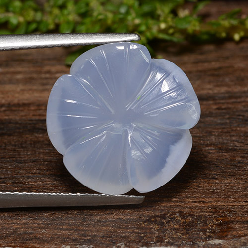 Violet Blue Chalcedony Gem - 9.9ct Carved Flower (ID: 485548)