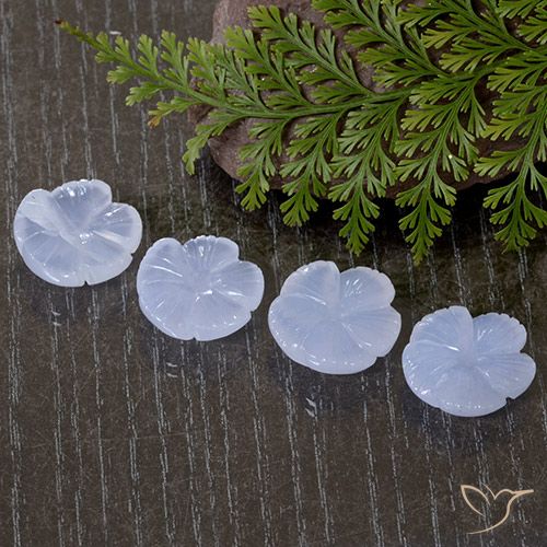 31.20ctw Natural Violet Blue Chalcedony, Flower Cut, Translucent
