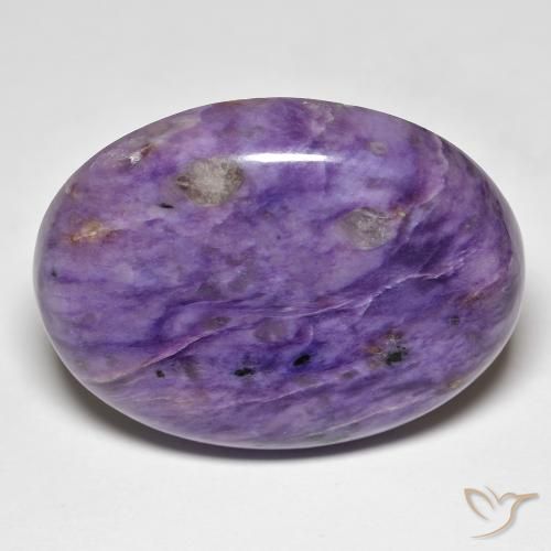 Charoïte Violet oval cabochon 41,77 ct De Russie, dimension 31,1 x 23,5mm, pierre gemme naturelle Non traité, pureté Opaque , 1 pièce Charoïte de couleur Violet pourpre velours, dureté Mohs de 4.5 à 5, Photo A