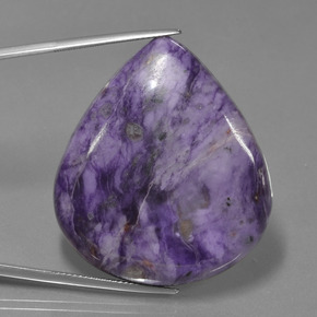 Violeta oscuro Charoita Gema - 80.5ct Cabujón Pera (ID: 435041)