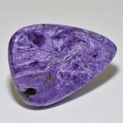 Medium-Dark Violet Charoite Gem - 32.6ct Cabochon pera (ID: 567102)
