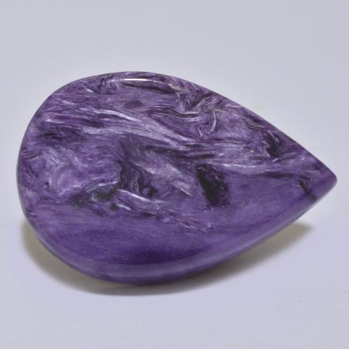 Mauve Violet Charoit Edelstein - 25.5ct Birnen Cabochon (ID: 567796)