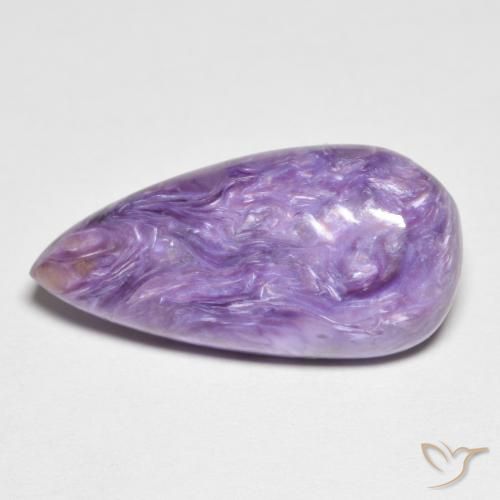 Charoite Cabochon pera da 7,63 ct dalla Russia, dimensione 20,5 x 10,1mm, purezza Opaque, pietra preziosa naturale non trattati, Charoite 1pc in colore Violetto medio profondo, durezza Mohs di 4,5 - 5, Photo A