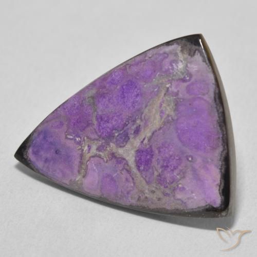 14.82 ct Violet Charoite Stone, Natural Charoite in Trillion Cabochon Shape for Sale