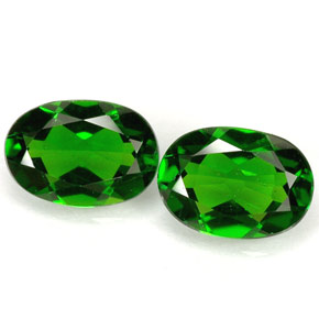 1.54 ct Green Chrome Diopside Gemstone, Chrome Diopside Gem in Oval Facet Shape for Sale.