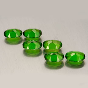 Chrome Diopside Gemstone in 7 x 5 mm (calibrated) Size for Sale, Chrome Diopside Stone in Green Color