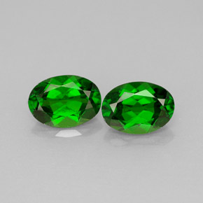 1.81 ct Green Chrome Diopside Gemstone, Chrome Diopside Gem in Oval Facet Shape for Sale.