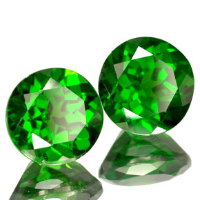 3.03 ct Green Chrome Diopside Gemstone, Chrome Diopside Gem in Round Facet Shape for Sale.