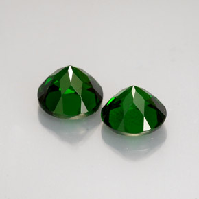 Chrome Diopside Gemstone in 7 mm (calibrated) Size for Sale, Chrome Diopside Stone in Green Color