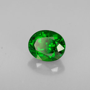 0.68 ct Green Chrome Diopside Stone, Natural Chrome Diopside in Oval Facet Shape for Sale