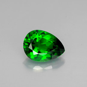 0.72 ct Green Chrome Diopside Gemstone, Chrome Diopside Gem in Pear Facet Shape for Sale.