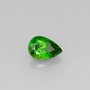 0.53 ct Green Chrome Diopside Stone, Natural Chrome Diopside in Pear Facet Shape for Sale