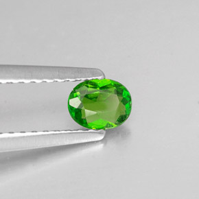 0.23 ct Green Chrome Diopside Stone, Natural Chrome Diopside in Oval Facet Shape for Sale