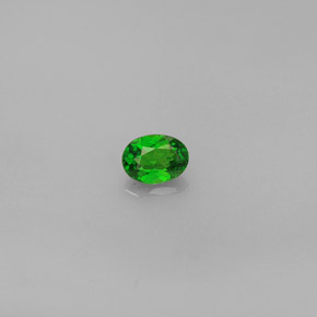 0.30 ct Green Chrome Diopside Gemstone, Chrome Diopside Gem in Oval Facet Shape for Sale.