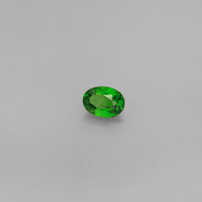 0.30 ct Green Chrome Diopside Stone, Natural Chrome Diopside in Oval Facet Shape for Sale