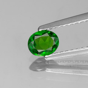 0.35 ct Green Chrome Diopside Gemstone, Chrome Diopside Gem in Oval Facet Shape for Sale.