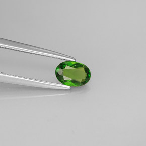 0.36 ct Green Chrome Diopside Stone, Natural Chrome Diopside in Oval Facet Shape for Sale