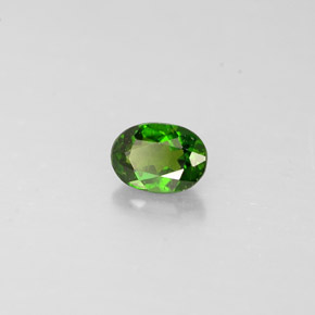 0.32 ct Green Chrome Diopside Stone, Natural Chrome Diopside in Oval Facet Shape for Sale