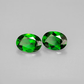 1.69 ct Green Chrome Diopside Stone, Natural Chrome Diopside in Oval Facet Shape for Sale