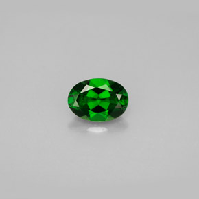 0.90 ct Green Chrome Diopside Gemstone, Chrome Diopside Gem in Oval Facet Shape for Sale.