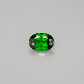 0.88 ct Green Chrome Diopside Gemstone, Chrome Diopside Gem in Oval Facet Shape for Sale.