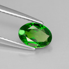 0.71 ct Green Chrome Diopside Stone, Natural Chrome Diopside in Oval Facet Shape for Sale