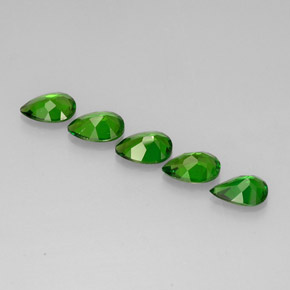 Chrome Diopside Gemstone in 7 x 5 mm (calibrated) Size for Sale, Chrome Diopside Stone in Green Color