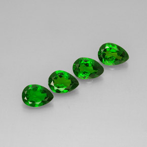2.62 ct Green Chrome Diopside Gemstone, Chrome Diopside Gem in Pear Facet Shape for Sale.