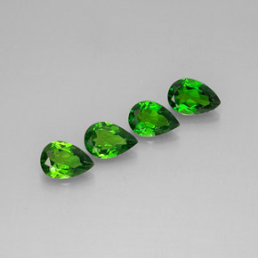 2.29 ct Green Chrome Diopside Stone, Natural Chrome Diopside in Pear Facet Shape for Sale