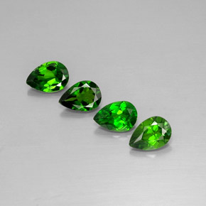 2.90 ct Green Chrome Diopside Gemstone, Chrome Diopside Gem in Pear Facet Shape for Sale.