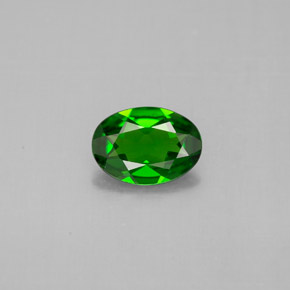 0.62 ct Green Chrome Diopside Gemstone, Chrome Diopside Gem in Oval Facet Shape for Sale.