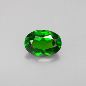 1.06 ct Green Chrome Diopside Gemstone, Chrome Diopside Gem in Oval Facet Shape for Sale.