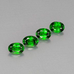 3.37 ct Green Chrome Diopside Gemstone, Chrome Diopside Gem in Oval Facet Shape for Sale.